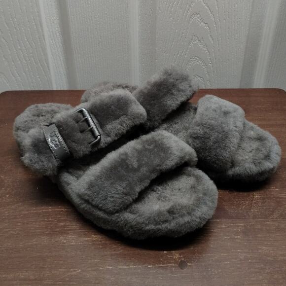 Ugg Women's Size 8 Fuzz Yeah Gray Slip-On Buckle Furry Sandal Slippers 1104662 - Picture 1 of 8